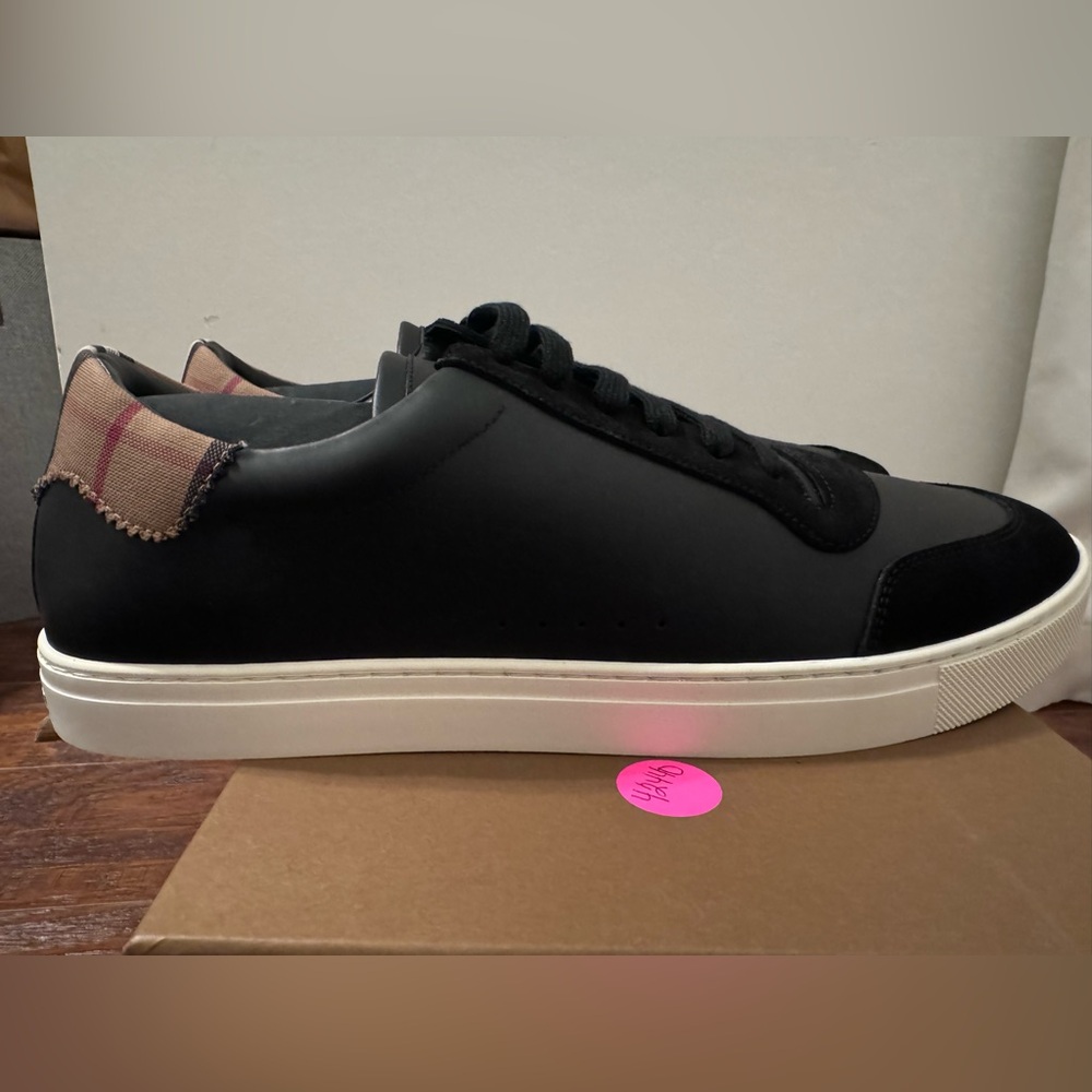 Burberry Leather Suede and Vintage Check Cotton Sneakers Size 48 - Picture 9 of 16